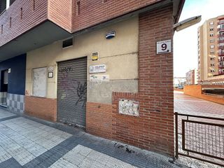 Local comercial en venta en Arrabal en Zaragoza