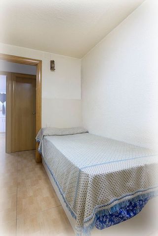 Local comercial en venta en Bellvitge en Hospitalet de Llobregat, L´