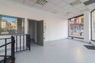 Local comercial en alquiler en Lena