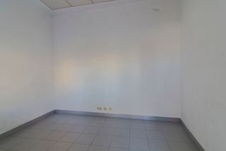 Local comercial en alquiler en Lena