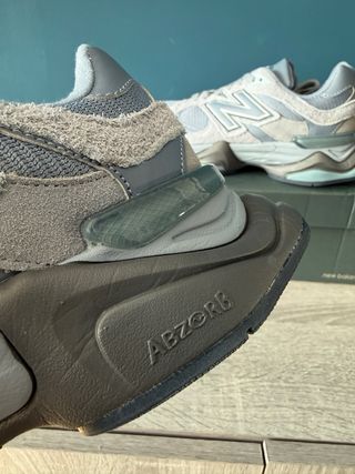 New Balance 9060 Gris