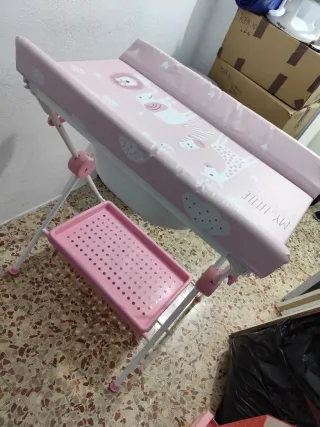 Bañera cambiador bebé rosa