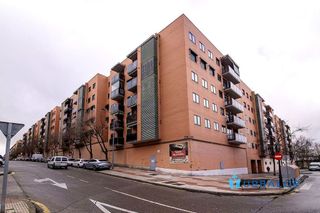 Local comercial en venta en Valderas - Los Castillos en Alcorcón