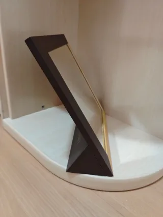 Espejo Adolfo Domínguez Negro y Dorado