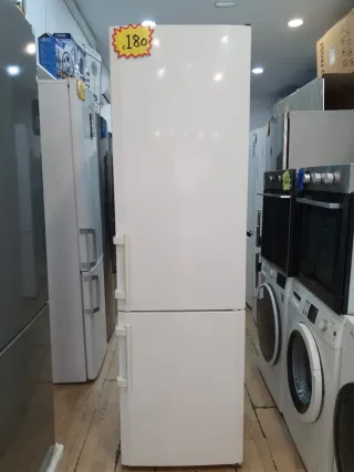 Nevera Liebherr Blanca
