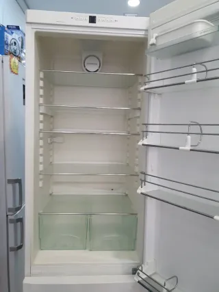 Nevera Liebherr Blanca