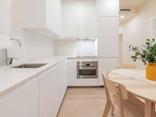 Piso en alquiler en Palos de Moguer en Madrid