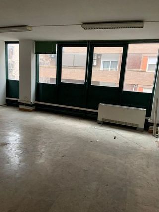Oficina en venta en Centro - El Pilar en Ciudad Real