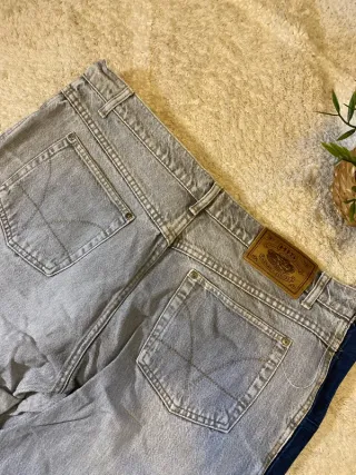 Pantalones vaqueros grises rectos retro