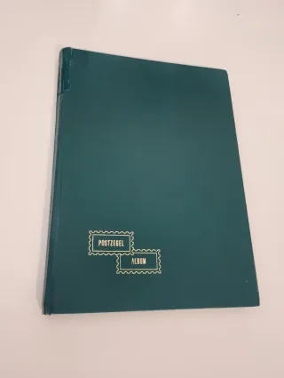 Álbum de sellos América clásicos y modernos