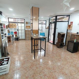 Local comercial en alquiler en Morvedre en Valencia