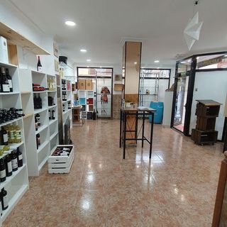 Local comercial en alquiler en Morvedre en Valencia