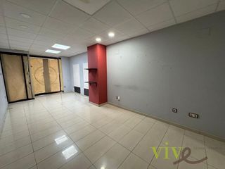 Local comercial en venta en Santiago en Huesca