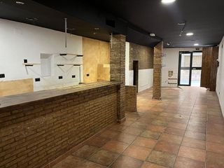 Local comercial en alquiler en Esparreguera