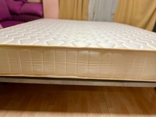Se regala porte Colchón y somier 150/190