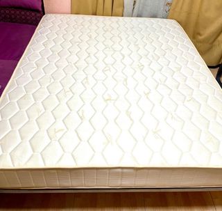 Se regala porte Colchón y somier 150/190