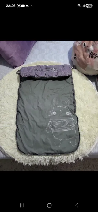 Conjunto: saco polar, bolso y neceser