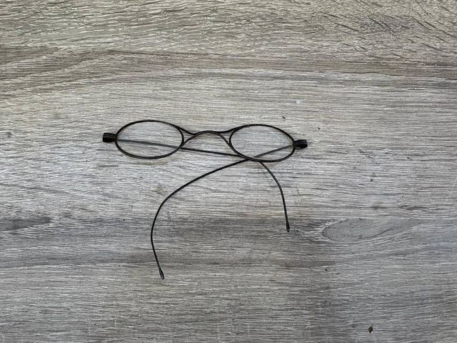 GAFAS DE METAL ANTIGUAS