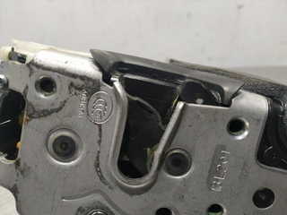 CERRADURA PUERTA DELANTERA DERECHA OPEL ZAFIRA C