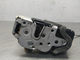 CERRADURA PUERTA DELANTERA DERECHA OPEL ZAFIRA C