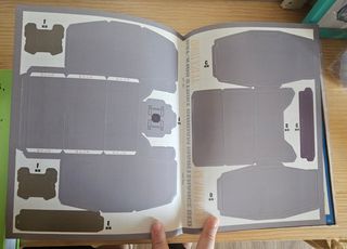 Newtype 4 April 2003 - Revista japonesa