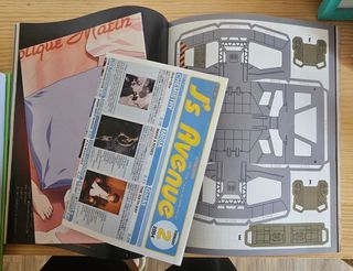 Newtype 4 April 2003 - Revista japonesa