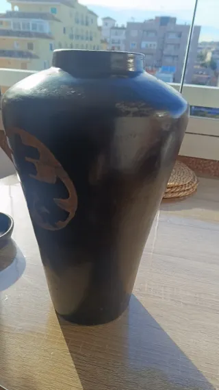 Jarrón Decorativo Chino Negro