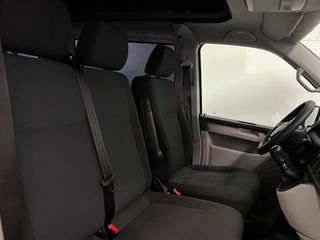 Volkswagen Caravelle 2017 Camper