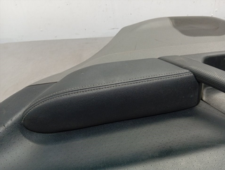 GUARNECIDO PUERTA TRASERA DERECHA MITSUBISHI MONT