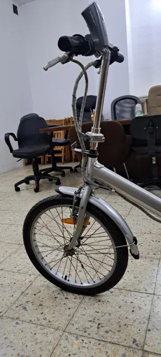 Bicicleta Eléctrica Plegable Plata