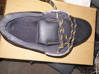 Botas de seguridad SCALA II S1P SRC. Metal free