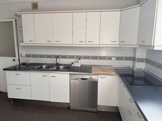 Piso en alquiler en Carranque - Haza Cuevas en Málaga