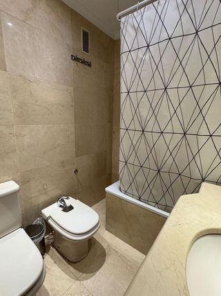 Piso en alquiler en Carranque - Haza Cuevas en Málaga