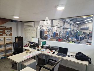 Nave industrial en venta en Humanes de Madrid