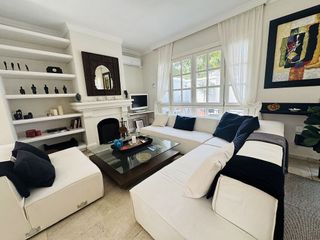 Casa adosada en alquiler en Lomas de Marbella Club - Puente Romano en Marbella