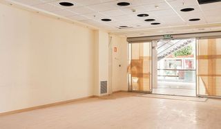 Local comercial en alquiler en Centre en Reus