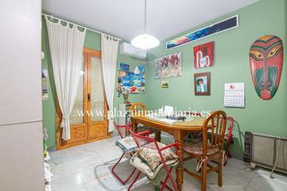 Piso en venta en Lucena