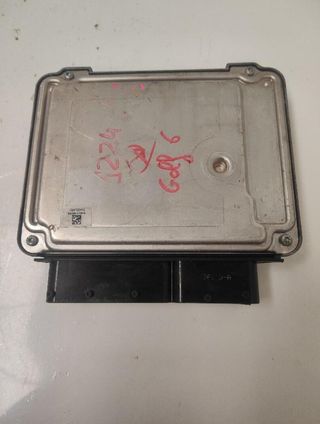 Volkswagen 272700 03c906027f centralita motor golf