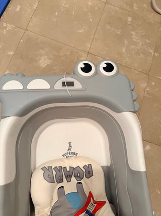 Bañera para bebé plegable con termómetro