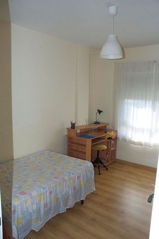 Piso en alquiler en Pajaritos - Plaza de Toros en Granada