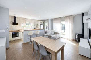 Chalet en venta en Ogíjares