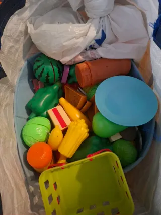 Mercado de madera infantil