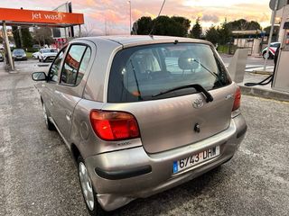 Toyota Yaris 2005
