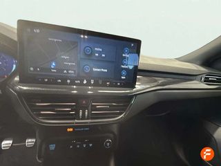 Ford Focus 1.0 Ecoboost MHEV 114kW ST-Line X