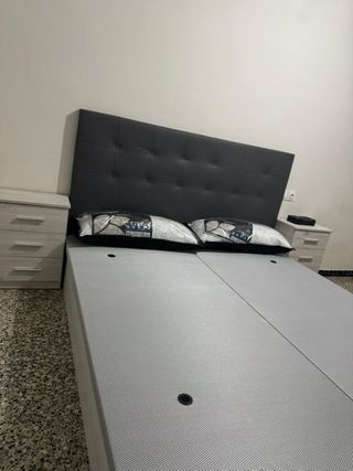 Canapé de tela gris