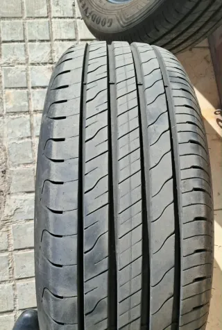 2 Neumáticos Goodyear
