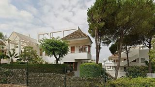 Piso en alquiler en Los Naranjos - Las Brisas en Marbella