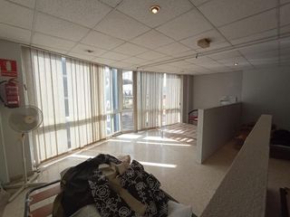 Edificio en venta en La Torre en Valencia