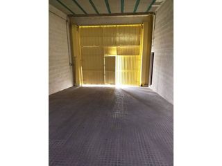 Local comercial en alquiler en Lucena