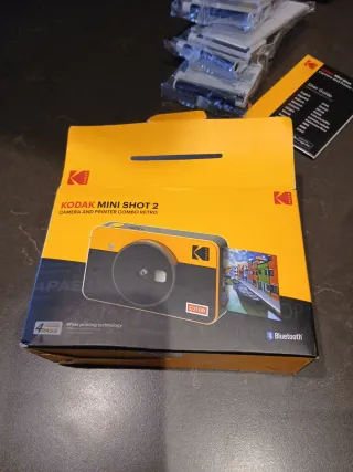 Cámara Kodak Mini Shot 2 Retro y cartucho